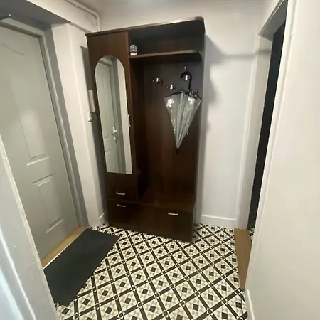 Stradom Service Apartment *